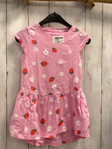 name it Kleid Gr. 104  rosa Erdbeeren Blumen