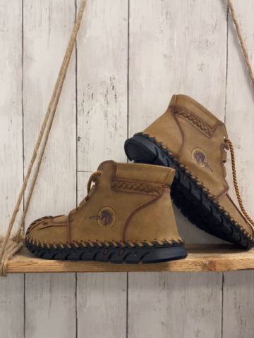 Geaino Schuhe Gr. 42  braun schwarze Sohle