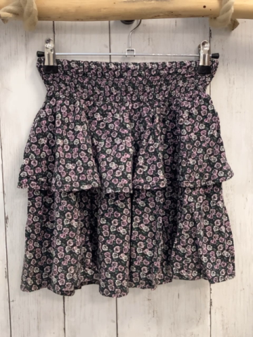   Rock Gr. 134  schwarz Blumen gesmokter Bund 