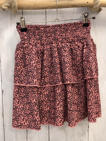   Rock Gr. 134  lachs schwarze Blumen gesmokter Bund 