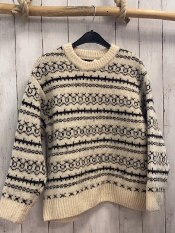 zara pullover Gr. 134  beige schwarzes Muster Strick