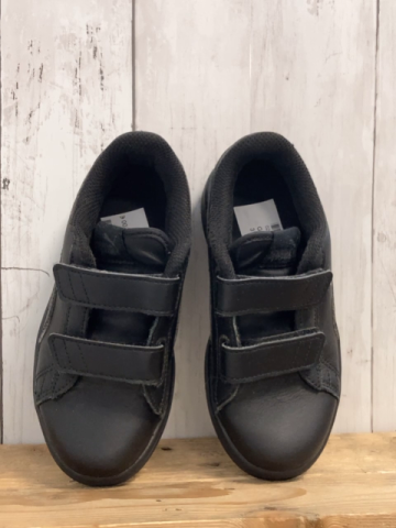 Puma  Schuhe  Gr. 31  schwarz 