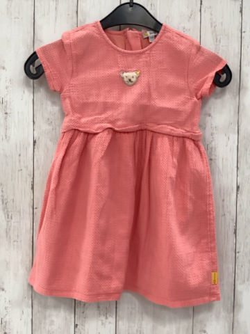 Steiff  Kleid  Gr. 116  koralle Struktur Plüschbärenkopf 