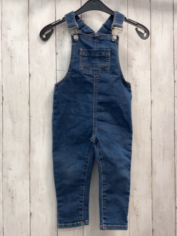 Reserved  Latzhose  Gr. 98  blau Jeans 