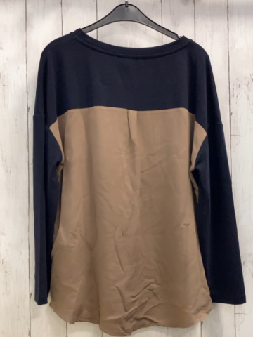 Street One  Pullover  Gr. 44  blau Quadrat mit Schrift Rückseite hellbraun 