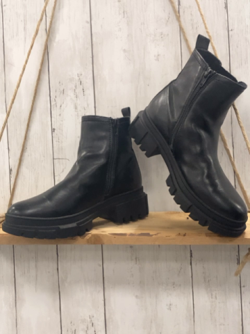 S´Oliver  Boots  Gr. 38  schwarz 