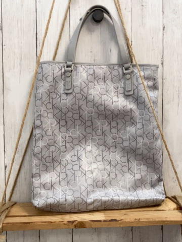 Calvin Klein Tasche grau Buchstaben fast neu