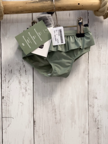 neu H&M  Bikinihose  Gr. 62  kiwi Rüschen 