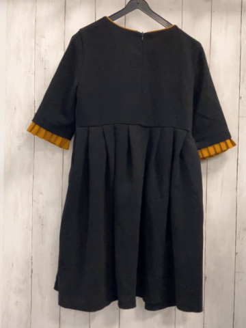 neu Zara  Kleid  Gr. 152  schwarz ocker Bund NP 39,95 € 