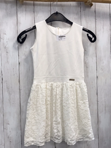   Kleid  Gr. 128  weißes Oberteil zweilagiger Rock mit Blumenstickerei 