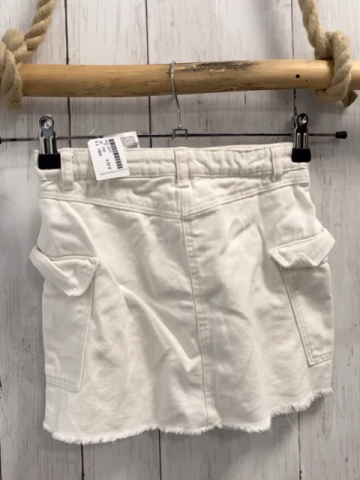 H&M  Shorts  Gr. 134  weiß Fransensaum Bund verstellbar 