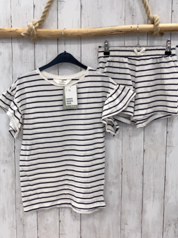 2tlg neu H&M  T-Shirt + Shorts  Gr. 140  weiß schwarze Streifen 