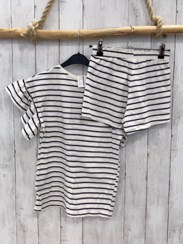 2tlg neu H&M  T-Shirt + Shorts  Gr. 140  weiß schwarze Streifen 