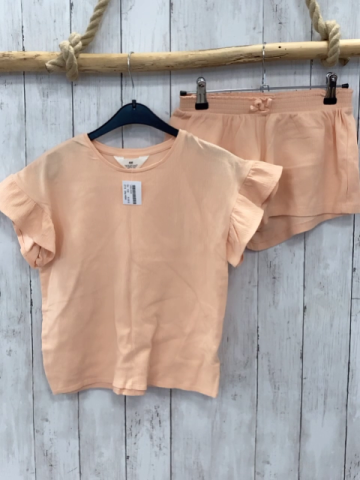 2tlg H&M  T-Shirt + Shorts  Gr. 134  apricot Struktur Rüschen 
