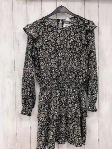 Zara  Kleid  Gr. 152  schwarz beige Blumen Strutur 