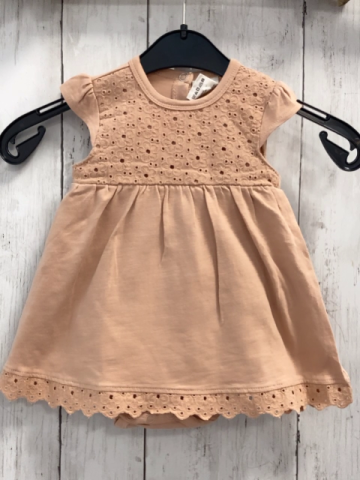   Kleid  Gr. 68  heller lachston Blumenstickerei 