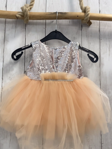 neu  Kleid  Gr. 86  Oberteil mit silber Pailetten lachs Tüllüberrock 