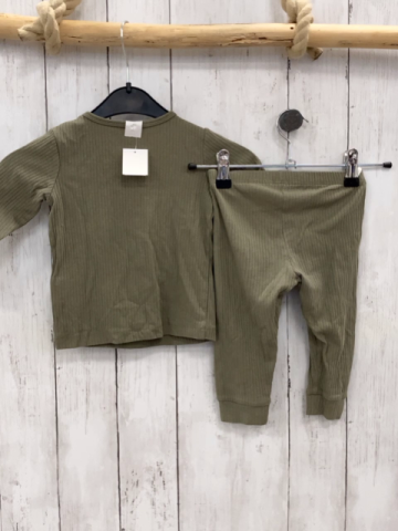 2tlg H&M  Leggings + Langarmshirt  Gr. 80  kiwi Rippen 