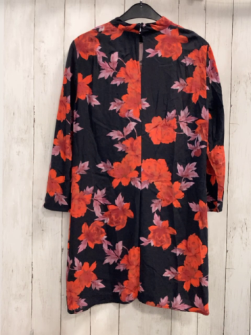 Zara  Kleid Gr, S schwarz rot dunkelrote Blumen hellgrau rote Blätter 