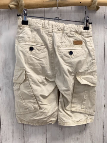 Vingino Shorts  Gr. 134  beige aufgesetzte Taschen Bund verstellbar 