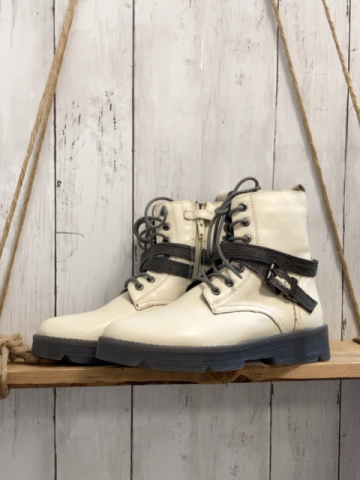Gioseppp Boots  Gr. 34  creme graue Schnürsenkel + Sohle 