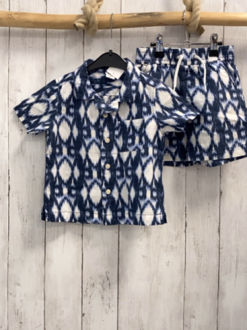 2tlg GAP Sommerhemd + Shorts  Gr. 92  weiß balu flieder Druck 