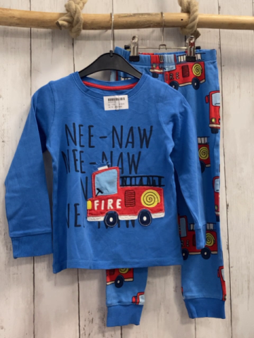 2tlg next Schlafanzug Gr. 110  blau rote Feuerwehrfahrzeuge