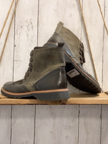 S´Oliver  Boots  Gr. 40  sand mit lochmuster 