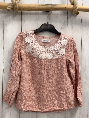 H&M Bluse  Gr. 122  altrosa weiße Blumen weiße Blumenhäkelei 