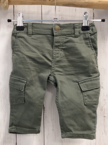 H&M  Hose  Gr. 68  kiwi aufgesetzte Taschen Bund verstellbar 