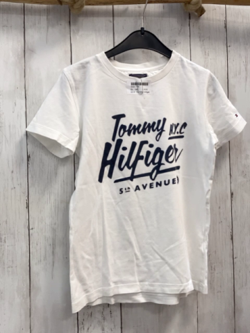 Tommy Hilfiger  T-Shirt  Gr. 140  weiß blaue Schrift 