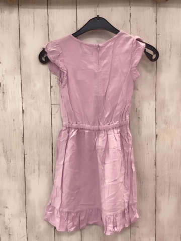 IkkS  Kleid  Gr. 116  heller fliederton Rüschen 