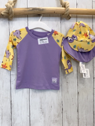 neu 2tlg Mio  UV-Schutzshirt + Kappe  Gr. 74/80  flieder gelb mit Seehunden Fischen Seesternen 