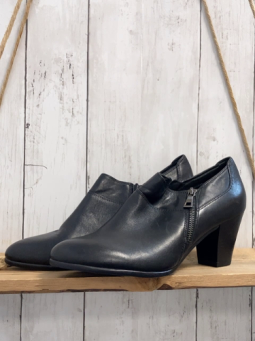 5th Avenue  Schuhe  Gr. 41  schwarz 