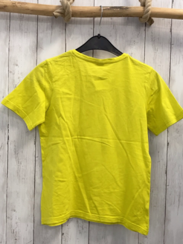 S´Oliver  T-Shirt  Gr. 140  hellgrün Straßenbild 