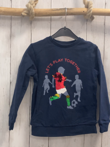 Okaidi Pullover  Gr. 116  blau Fußballer Pailetten