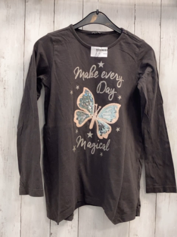  Langarmshirt Gr. 152  grau Glitzerschrift Schmetterling