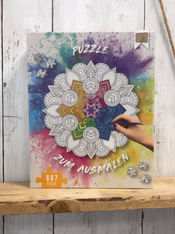 neu  Puzzle  607  Teile zum Ausmalen 
