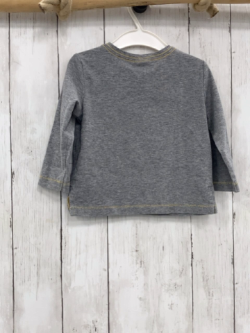 Dylan & Abby  Langarmshirt  Gr. 86  grau Löwe gelbe Nähte 