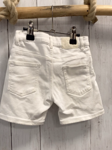 Zara  Shorts  Gr. 98  weiß Bund verstellbar 