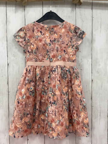 S´Oliver  Kleid  Gr. 104  lachs zweilagig Lochstickerei Blumen 