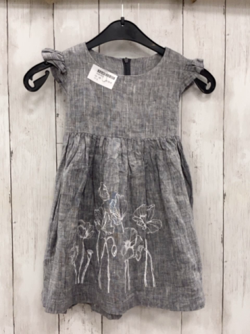   Kleid  Gr. 98  grau weiße Blumen 