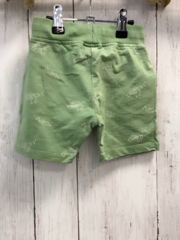 Alana  Shorts  Gr. 92  hellgrün weiße Schildkröten 