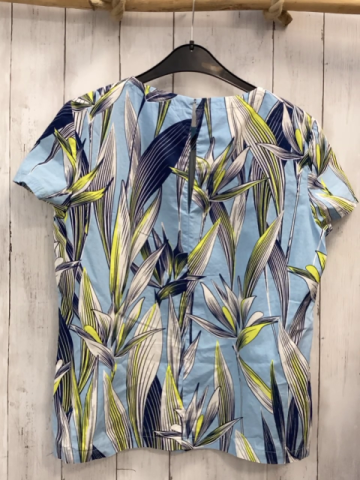 Esprit  Sommerbluse  Gr. 158/164  helllblau blau weiß hellgrüne Blätter 