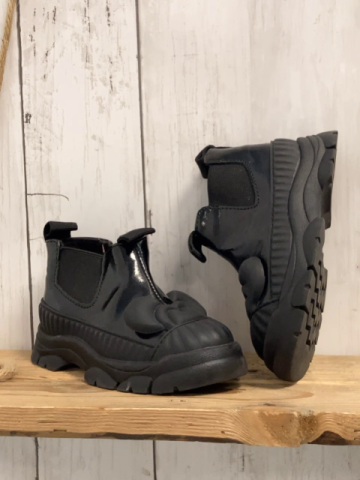 Zara  Boots  Gr. 22  schwarz Minnie Mouse 