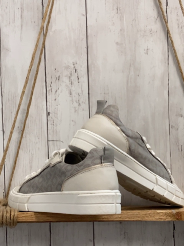 Bugatti  Schuhe  Gr. 40  weiß beige grau NP 99,95€