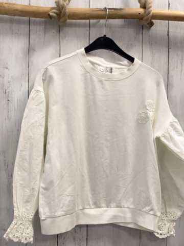 Coccodrillo Pullover Gr. 146  weiß Lochmuster Blumen