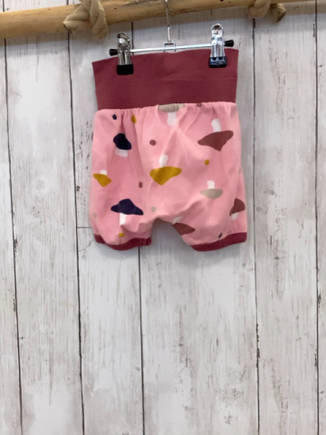 Hans Natur  Shorts  Gr. 62  rosa altros Bund bunte Pilze 