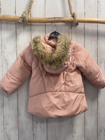 zara  Winterjacke  Gr. 104  rosa Kapuze mit abtrennbarem Fellbund 