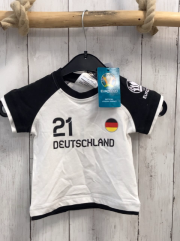 neu  T-Shirt  Gr. 68  weiß schwarze Ärmel Euro 2020